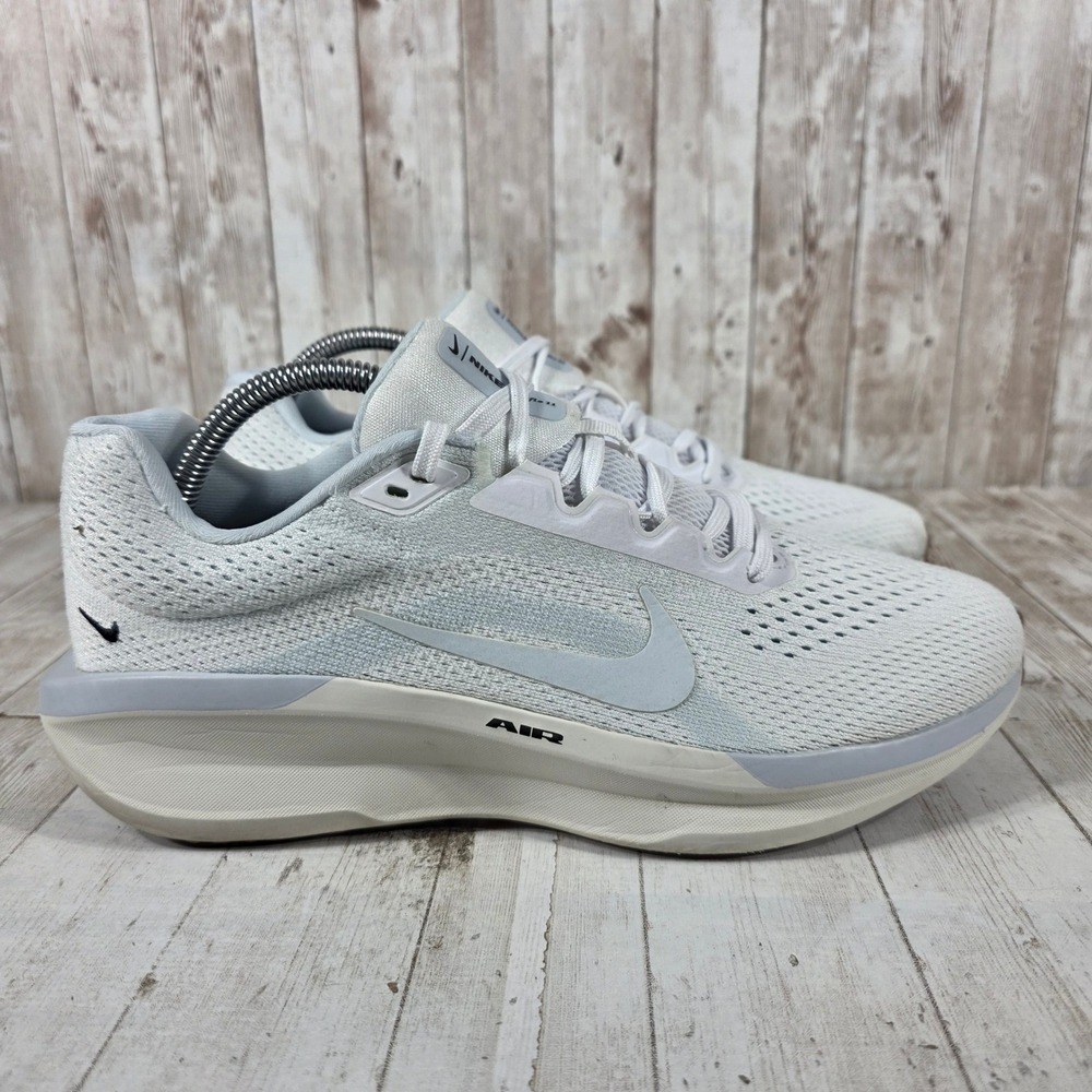 Nike Air Winflo 11 Womens White Pure Platinum Running Shoes FJ9510-107 US 10